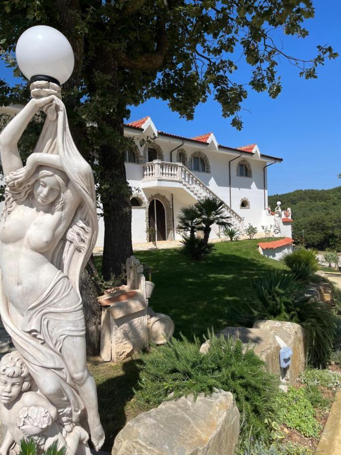 Tenuta Lunoa Salandra Zewnętrze zdjęcie