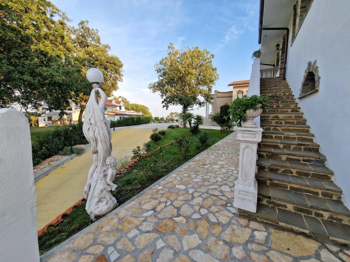 Tenuta Lunoa Salandra Zewnętrze zdjęcie
